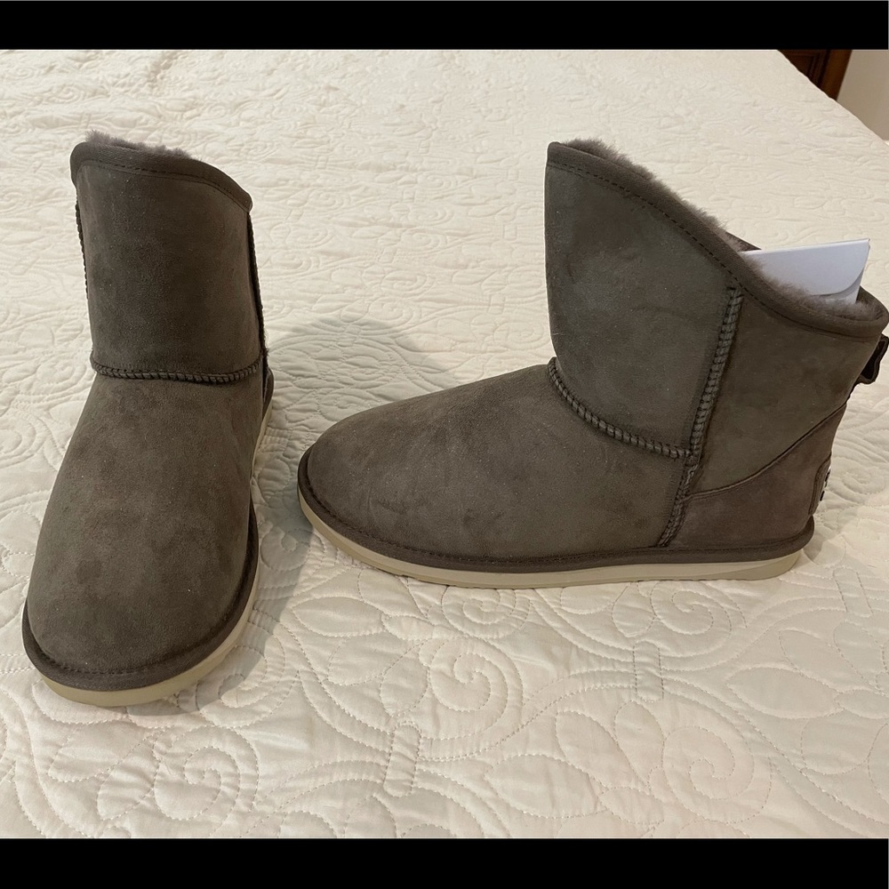 Cozy Short Genuine Shearling Boot